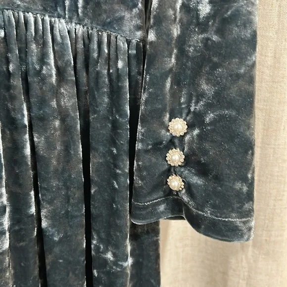 Dainty Jewls inspired Blue velvet Dress with Long Sleeves - Picture 5 of 6